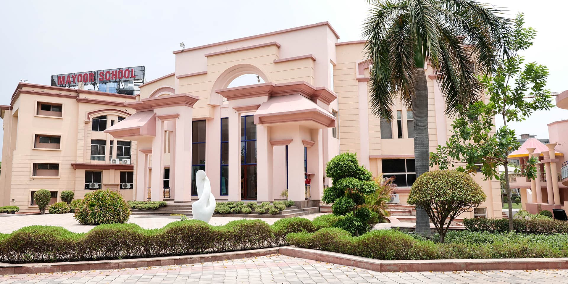 Mayoor School Noida campus